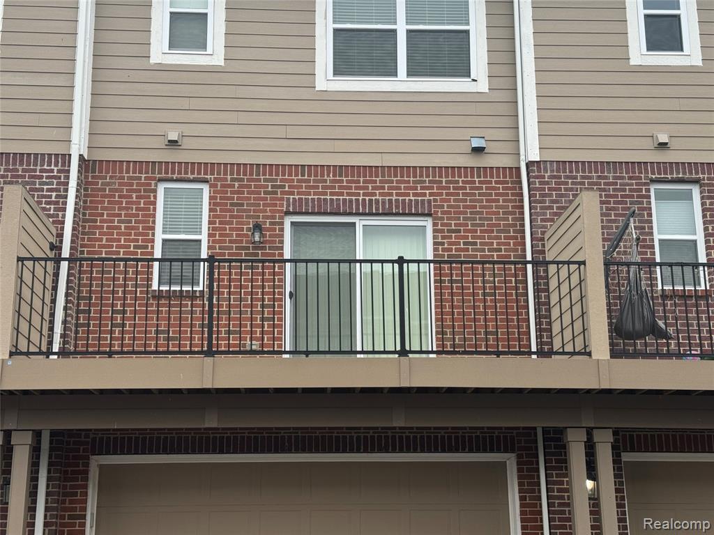 47757 Hillcrest Drive, Northville, MI — Photo 32