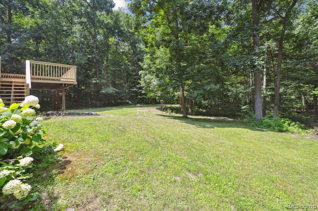 5849 Whispering Oaks Drive, Howell, MI 48855 — Photo 57