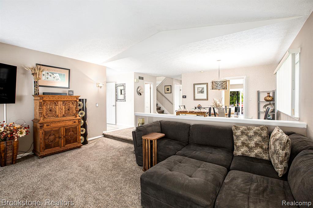 4057 Cypress Drive, Troy, MI 48085 — Photo 21