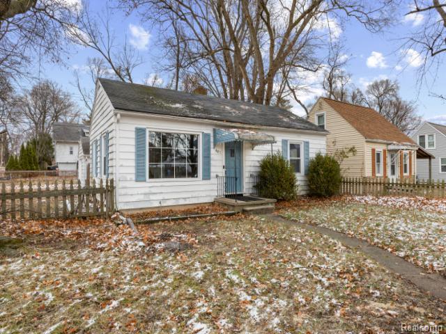 601 Jessop Avenue, Lansing, MI 48910 — Photo 3
