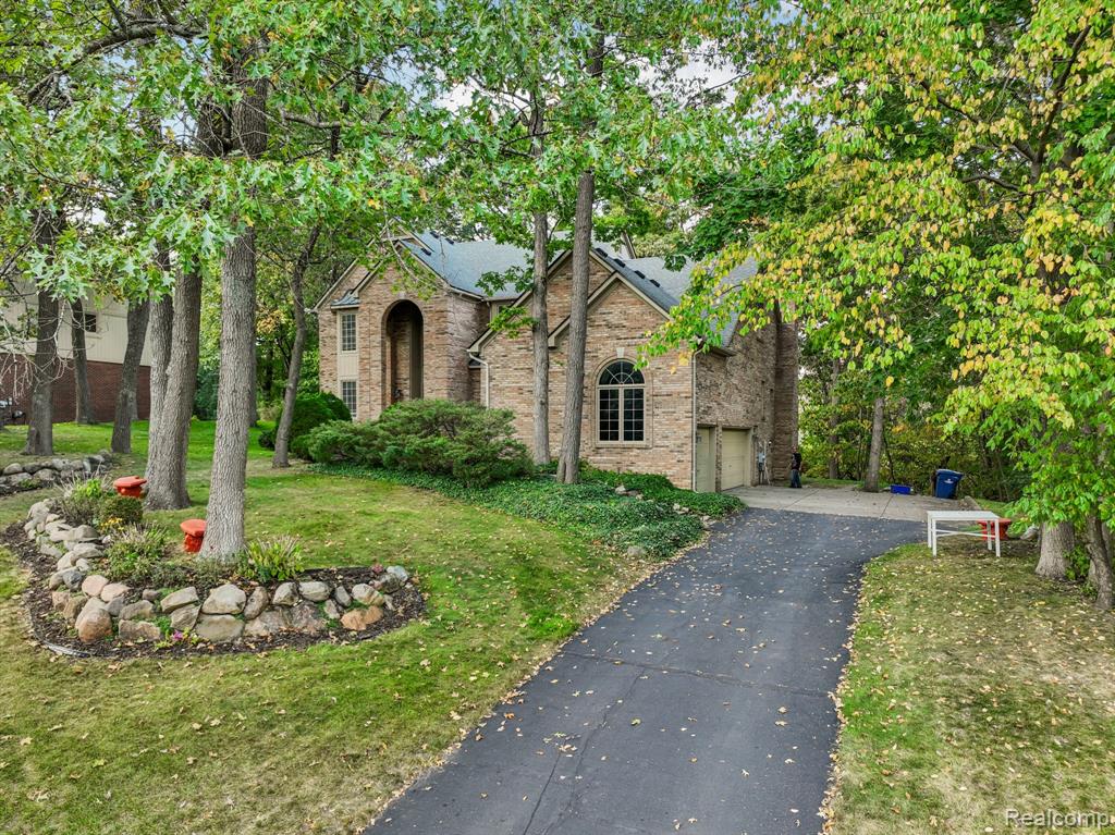 8110 High Point Trail, White Lake, MI — Photo 45