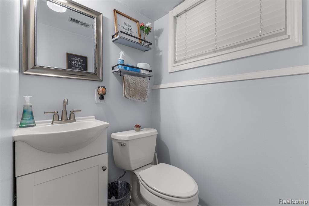 520 Byron Street, Plymouth, MI 48170 — Photo 40
