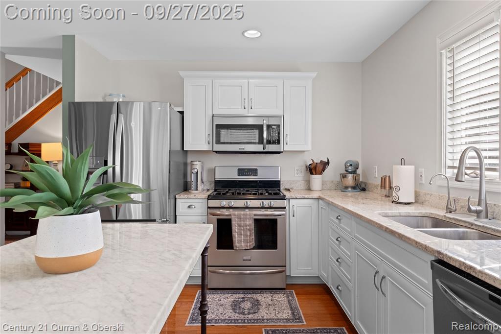 61555 Brookway Drive, South Lyon, MI 48178 — Photo 12