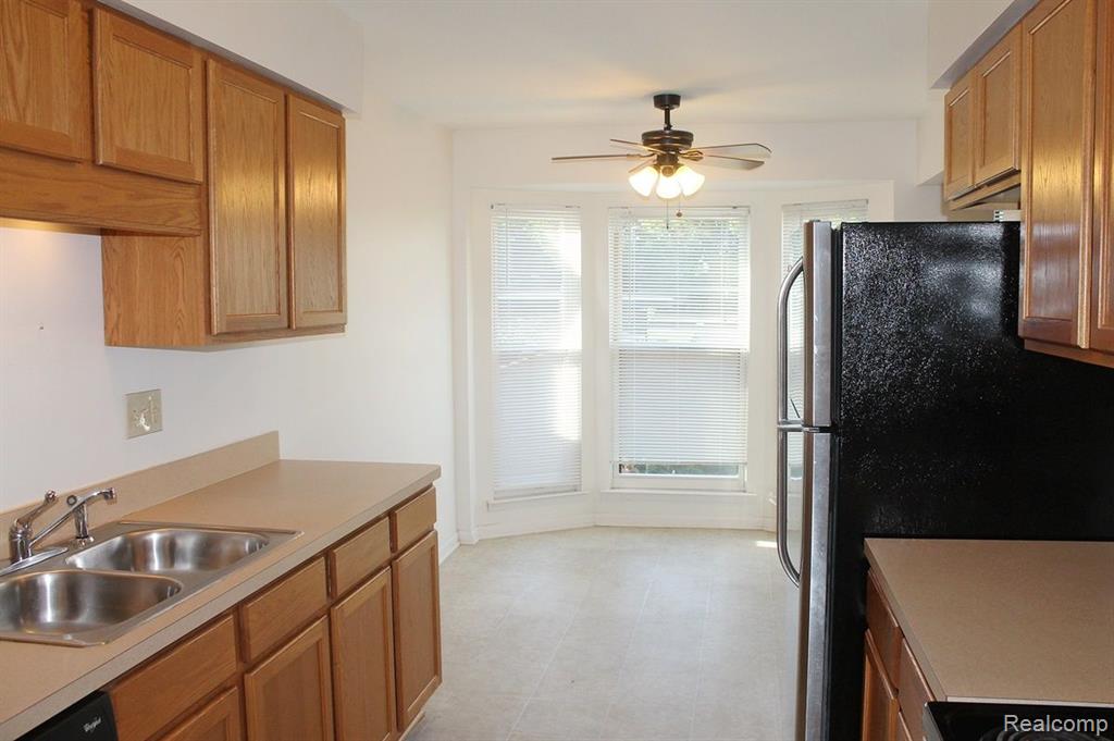 41361 NORTHWIND Drive, 205, Canton, MI 48188 — Photo 9