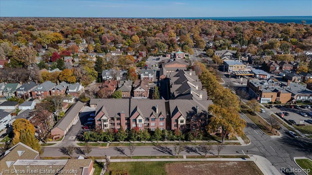 74 Pointe Park Place, Grosse Pointe Park, MI 48230 — Photo 2