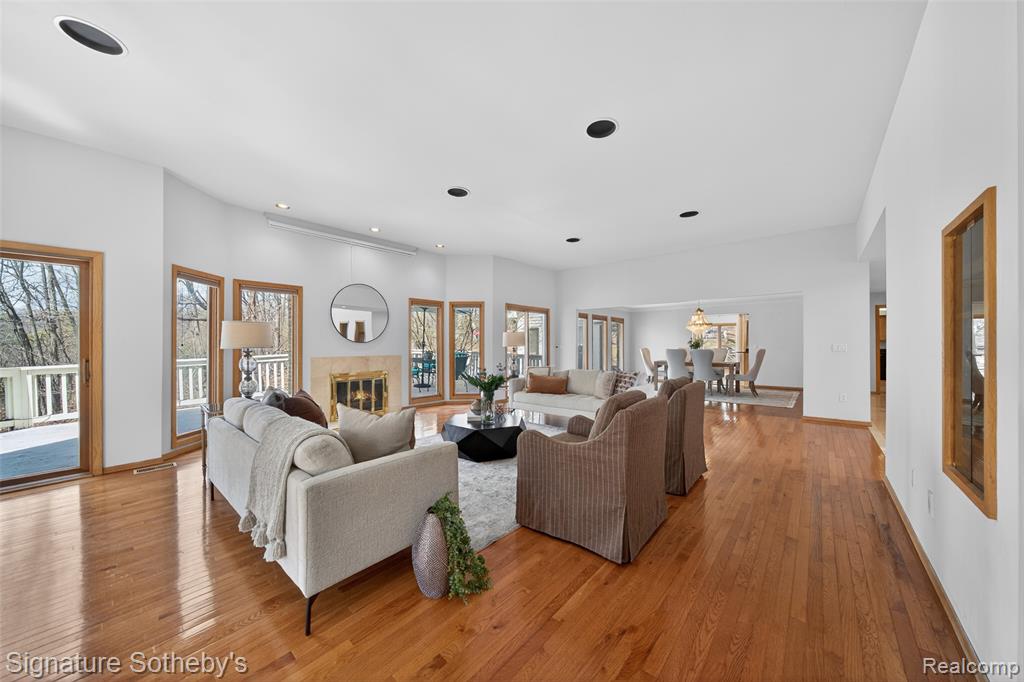 2131 Birchwood Way, Bloomfield Hills, MI 48302 — Photo 9