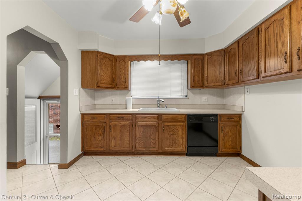 4875 Maple Street, Dearborn, MI 48126 — Photo 10