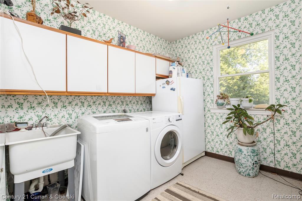 44855 Yorkshire Drive, Novi, MI — Photo 14