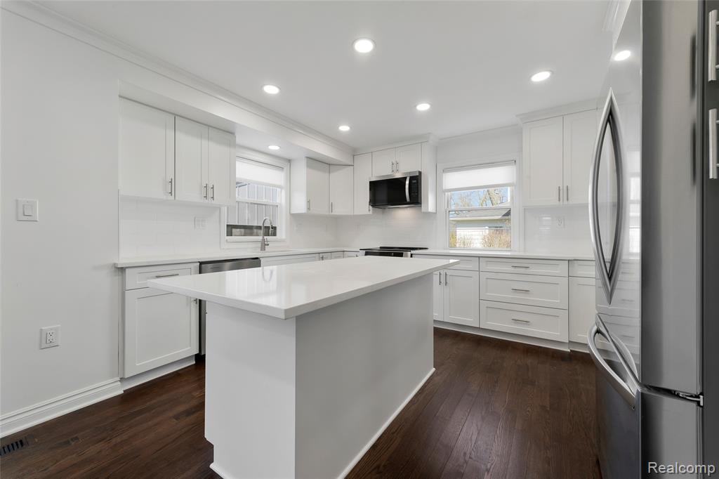 4312 Samoset Road, Royal Oak, MI 48073 — Photo 12