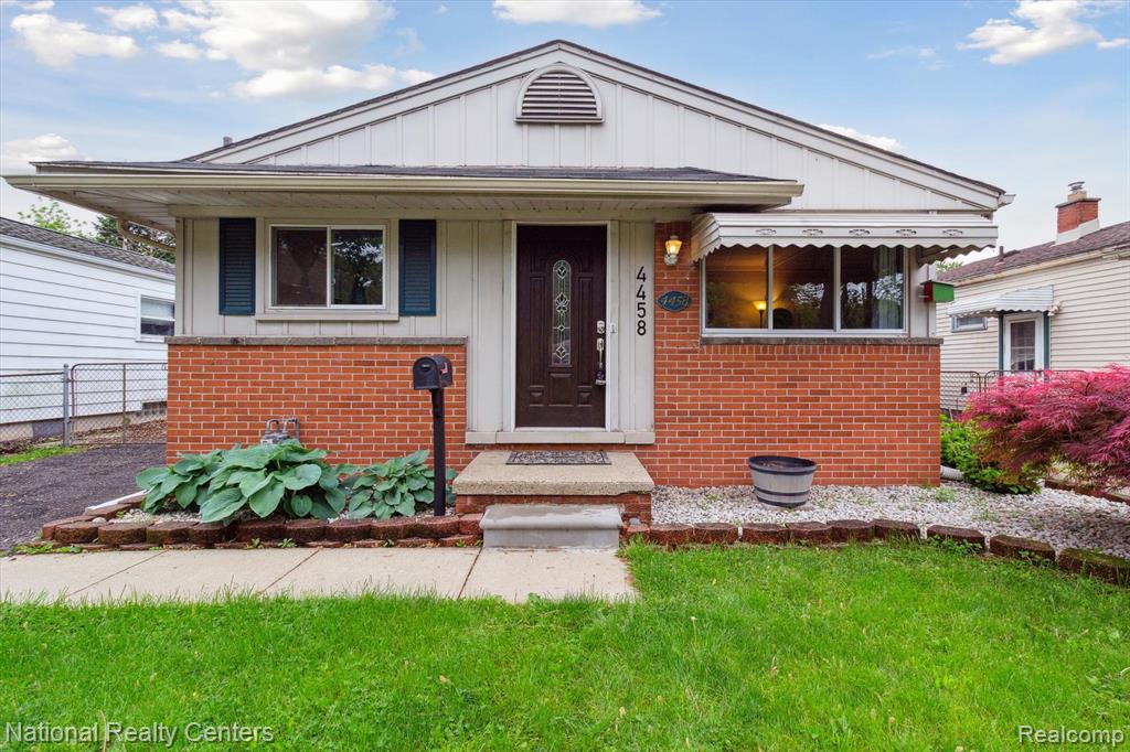 4458 Harding Street, Dearborn Heights, MI 48125 — Photo 3
