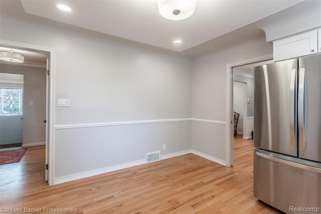 906 Putney Street, Birmingham, MI 48009 — Photo 19