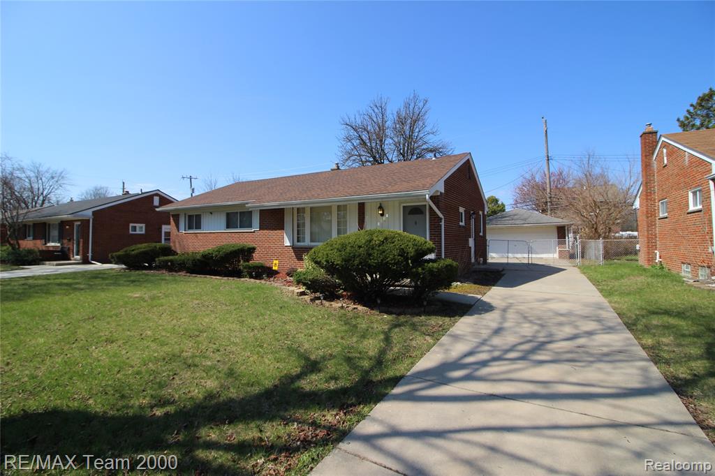 8631 Whitefield Street, Dearborn Heights, MI 48127 — Photo 2