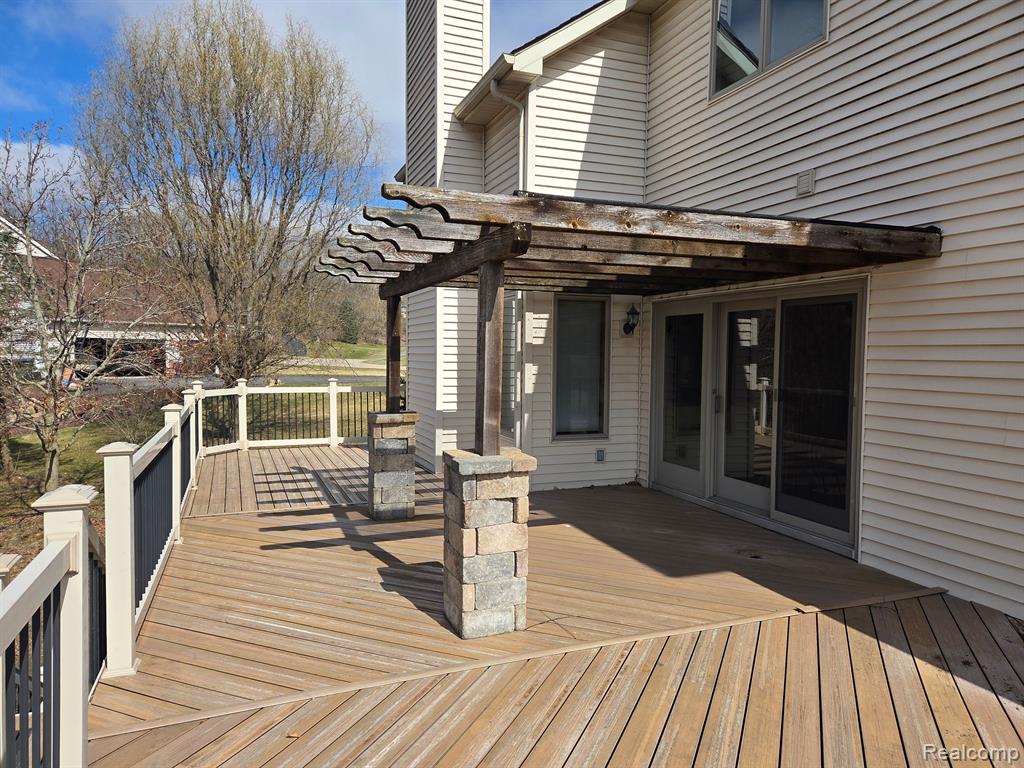 4453 CREEKVIEW Drive, Howell, MI 48843 — Photo 4