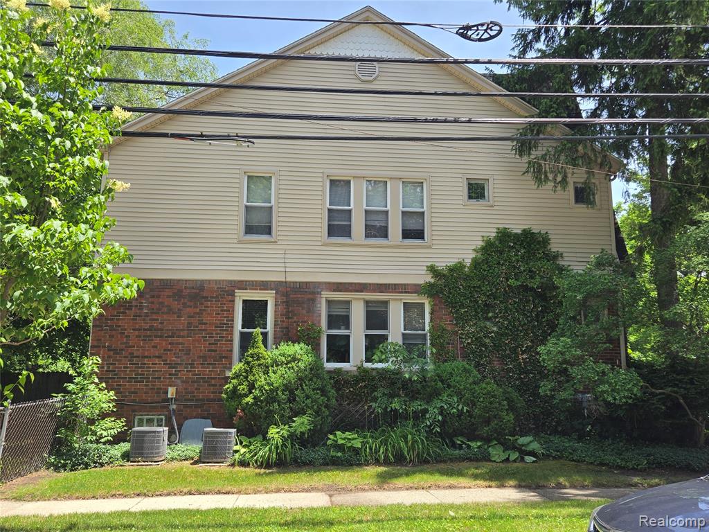 903 E 3rd Street E, Royal Oak, MI 48067 — Photo 3
