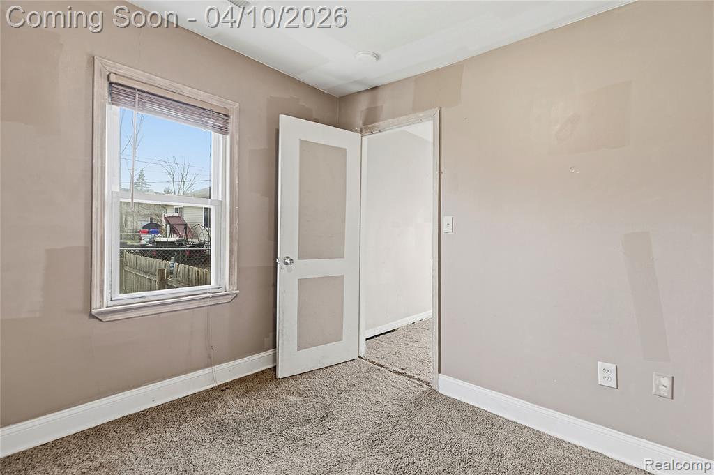 33524 Duncan, Fraser, MI 48026 — Photo 18