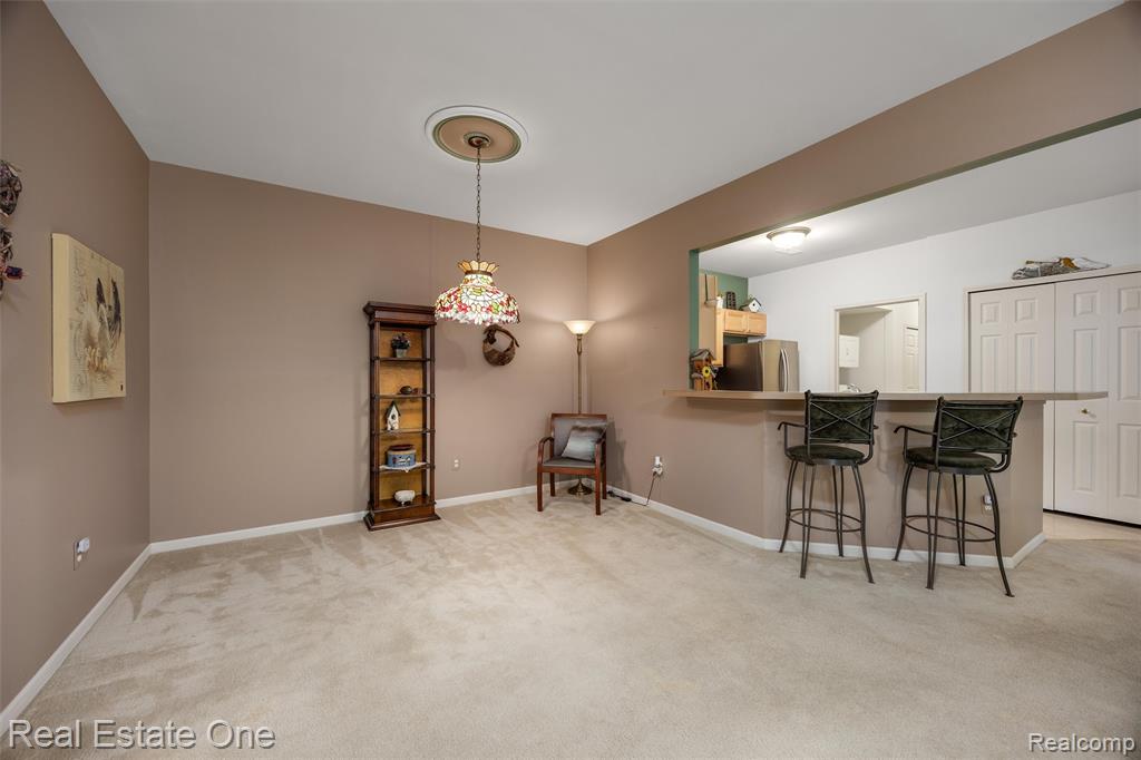 4104 Chesapeake Circle, Walled Lake, MI 48390 — Photo 9