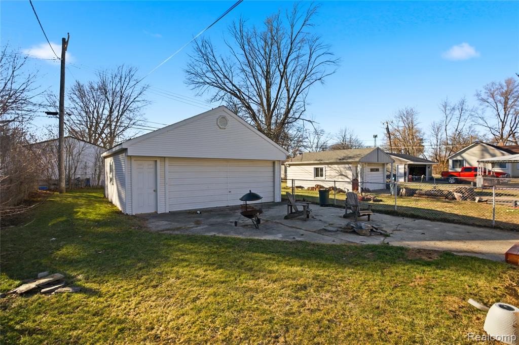 4300 Edmund Street, Wayne, MI 48184 — Photo 32