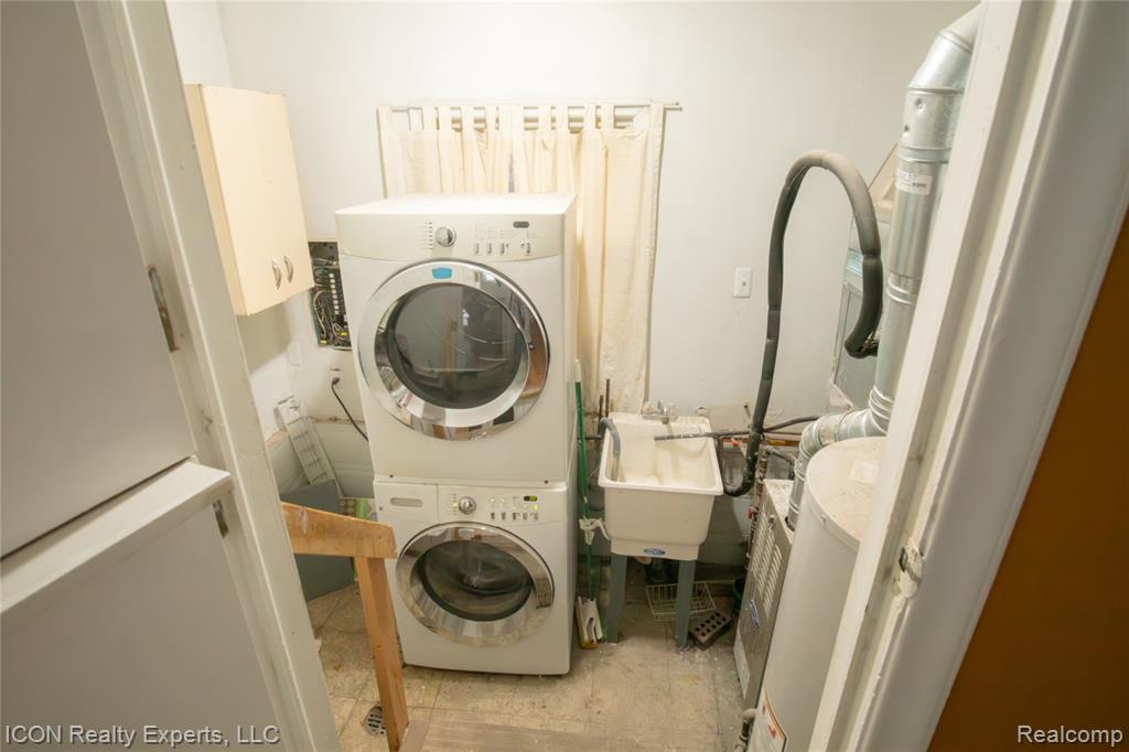 6838 Braun, Center Line, MI 48015 — Photo 23