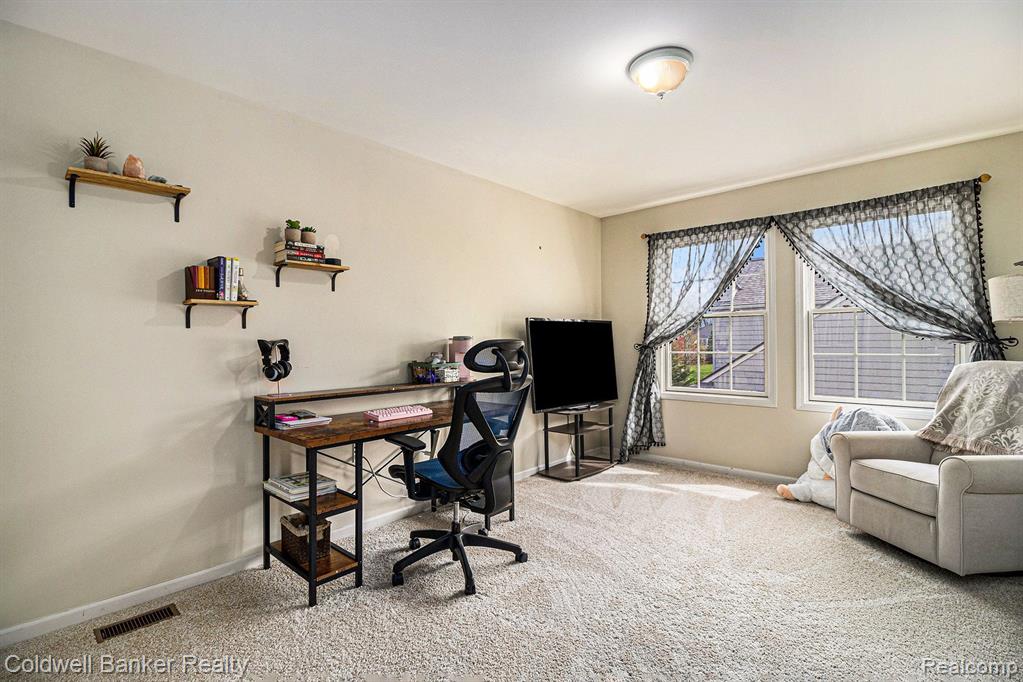 48520 Antique, Canton, MI 48187 — Photo 20