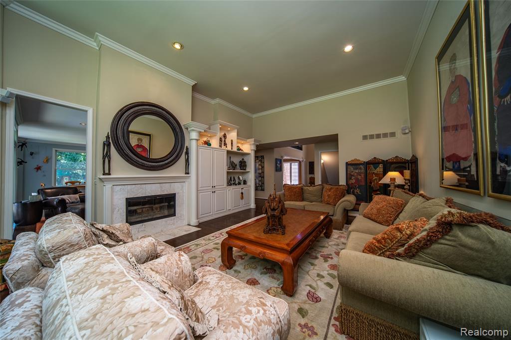 7422 Autumn Hill Drive, West Bloomfield, MI 48323 — Photo 32