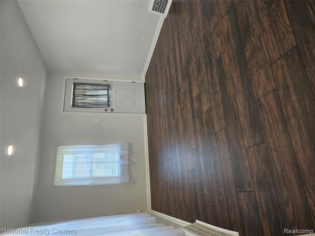 317 Michigan Avenue, Pontiac, MI 48342 — Photo 14