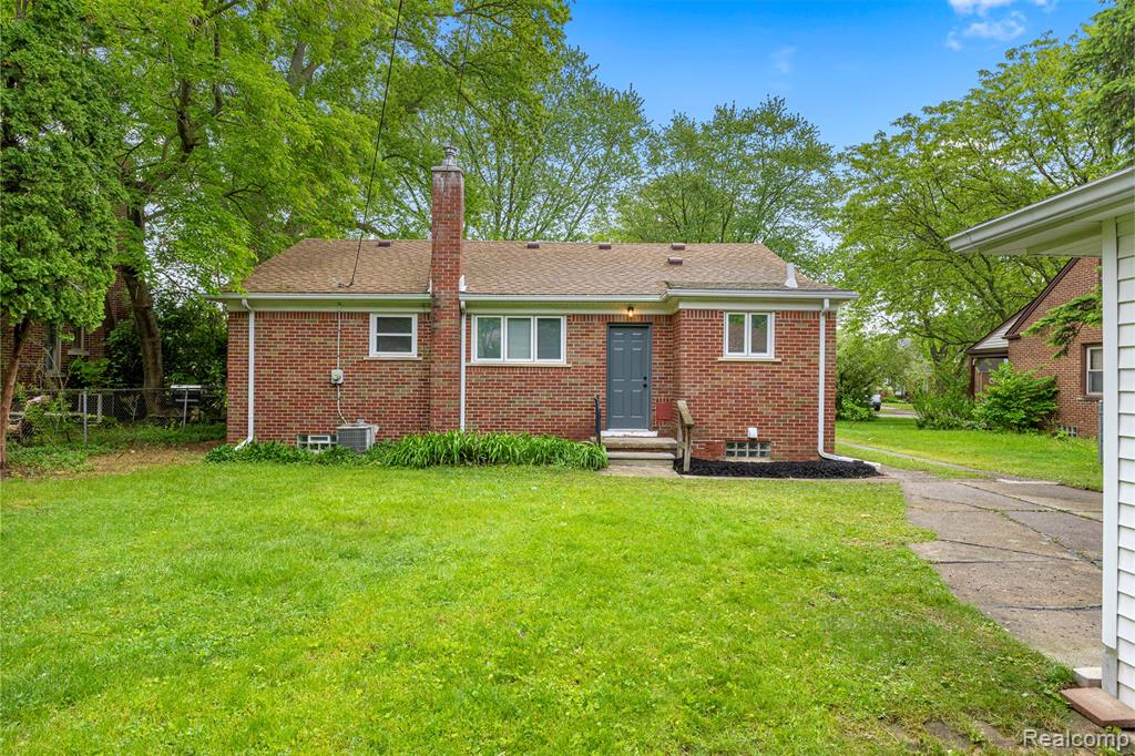 9983 Hemingway, Redford, MI 48239 — Photo 35