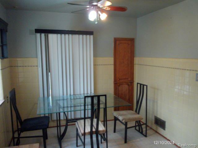 5727 E OUTER Drive, Detroit, MI 48234 — Photo 6