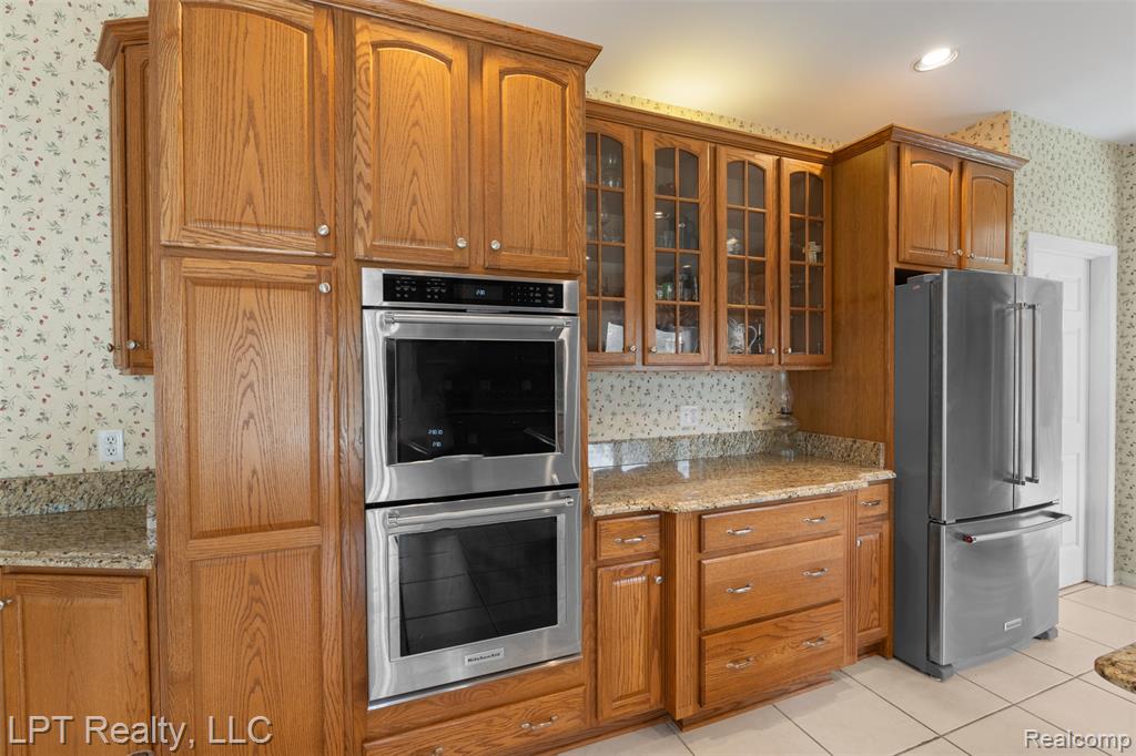 9968 Tuscany Valley Way, South Lyon, MI 48178 — Photo 23