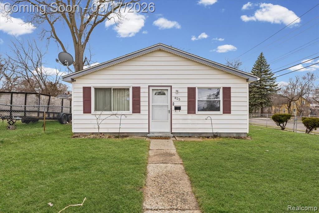 825 Robinwood Street, Pontiac, MI 48340 — Photo 14