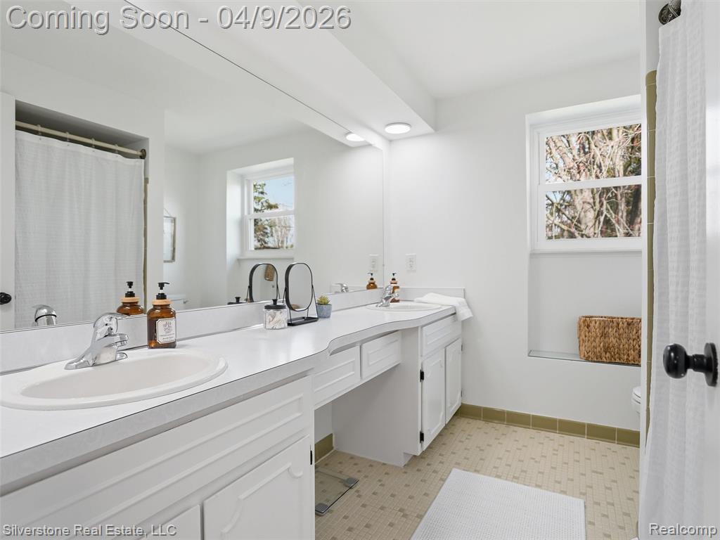 39722 Aynesley Street, Clinton Twp, MI 48038 — Photo 35