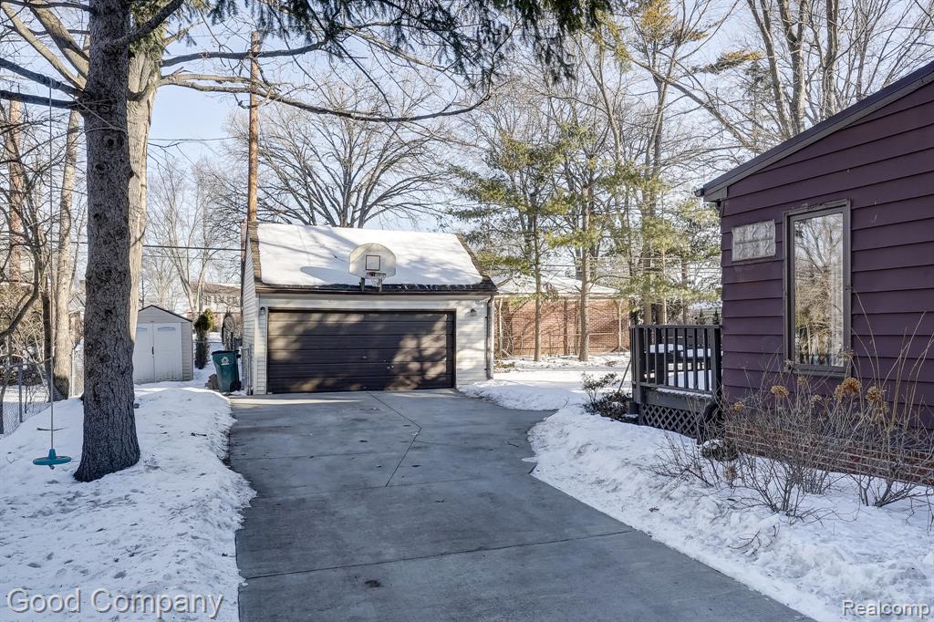 18930 Hillcrest Street, Beverly Hills, MI 48025 — Photo 76