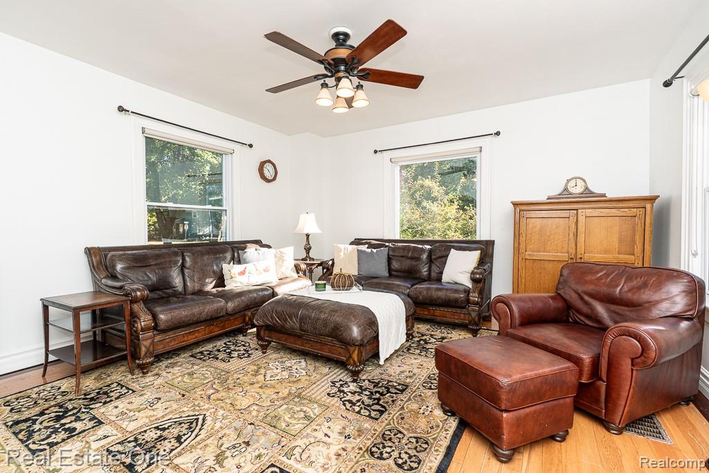 629 N Calhoun Street, Lapeer, MI 48446 — Photo 22