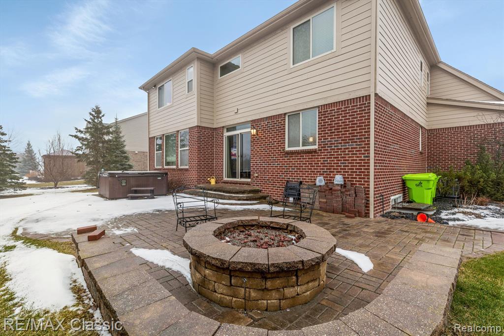 52350 FERNDALE Drive, Northville, MI 48167 — Photo 29
