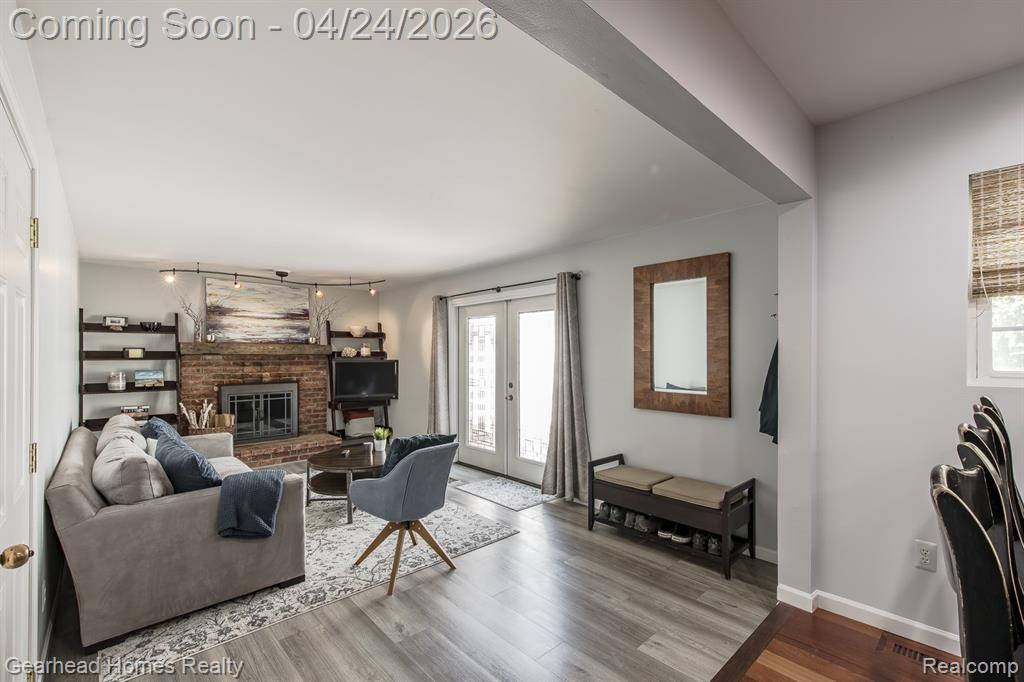 4040 Rollins Avenue, Waterford, MI 48329 — Photo 36