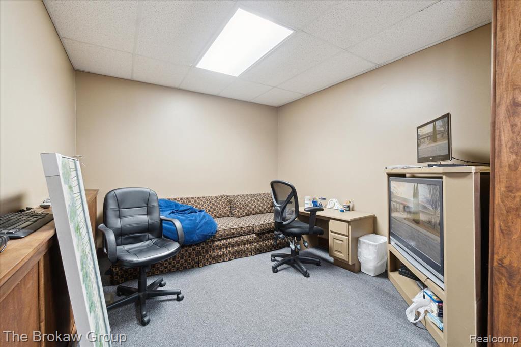 4212 LENNON Road, Flint, MI 48507 — Photo 37