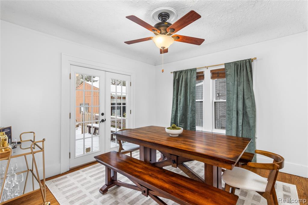 413 E 7TH Street, Royal Oak, MI 48067 — Photo 6