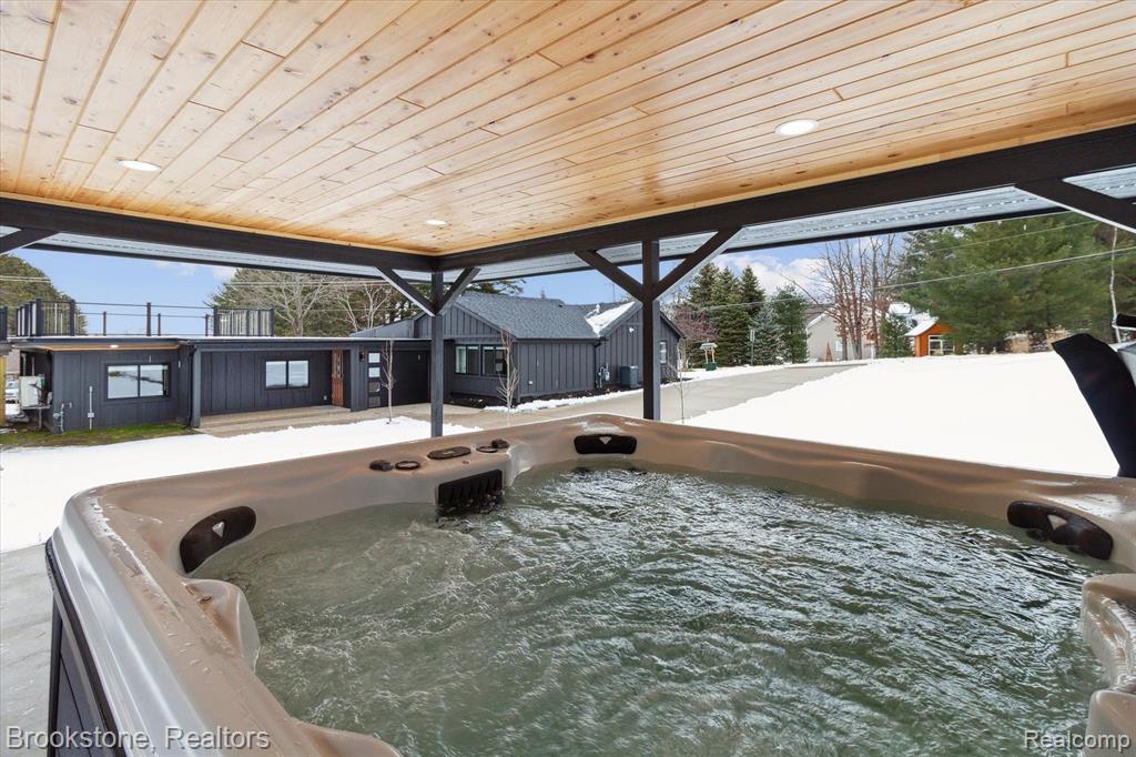 6245 W HIGGINS LAKE Drive, Roscommon, MI 48653 — Photo 89