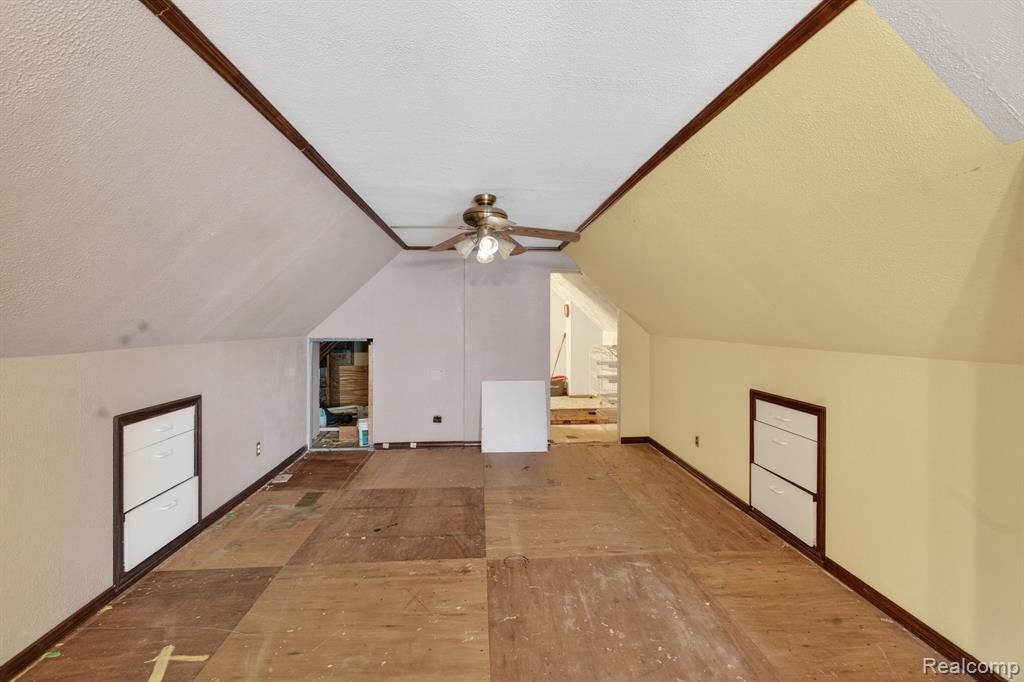9495 Lakepointe Street, Detroit, MI 48224 — Photo 21