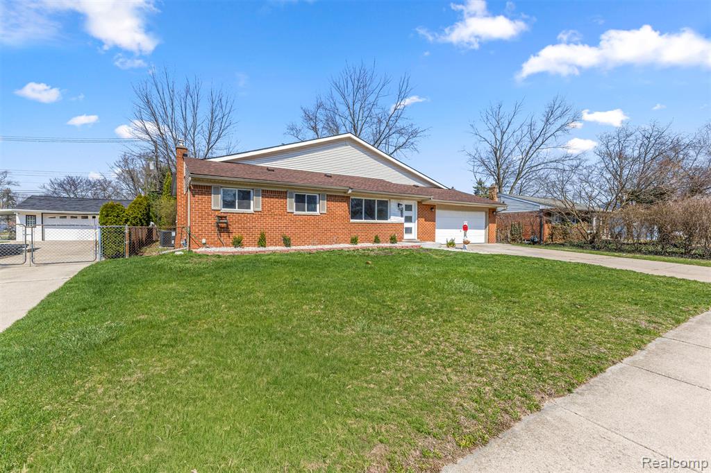 29940 Bock Street, Garden City, MI — Photo 9