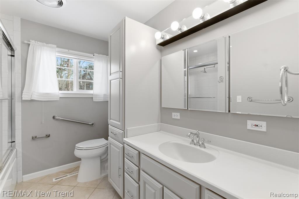 1043 Westview Road, Bloomfield Hills, MI 48304 — Photo 29