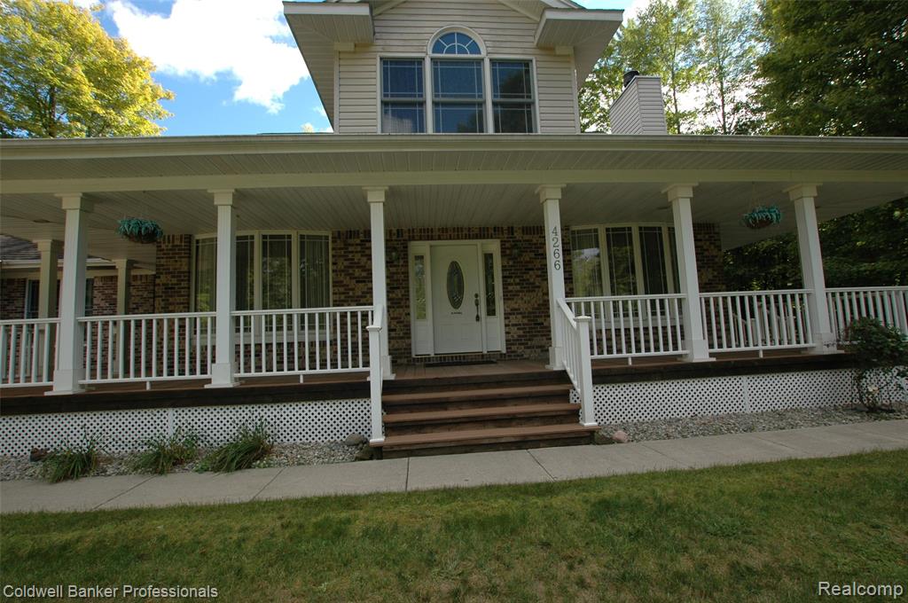 4266 River Drive NE, Gladwin, MI 48610 — Photo 2