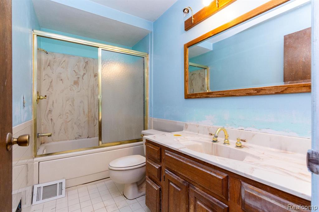 4996 Sanford Drive, Sterling Heights, MI 48310 — Photo 15