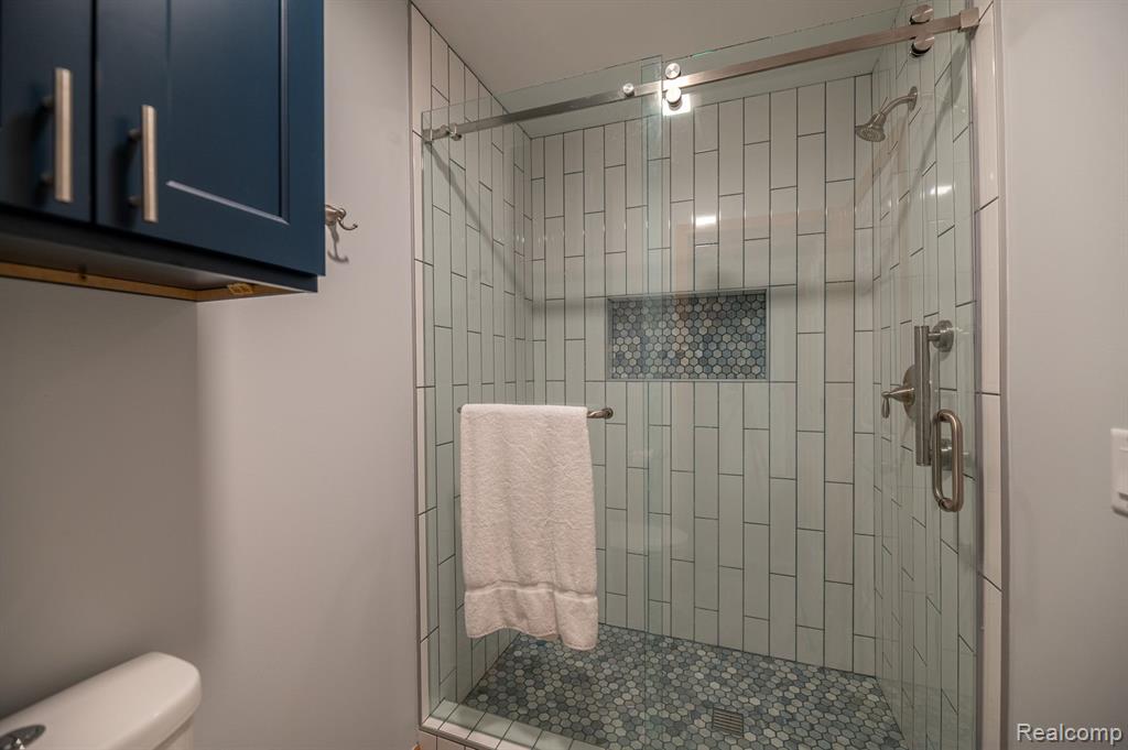 4231 LIPPINCOTT Road, Lapeer, MI 48446 — Photo 17