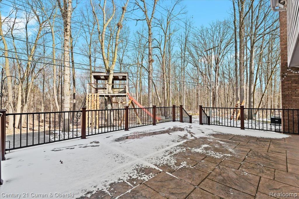 47033 ELMSMERE Drive, Northville, MI 48167 — Photo 34