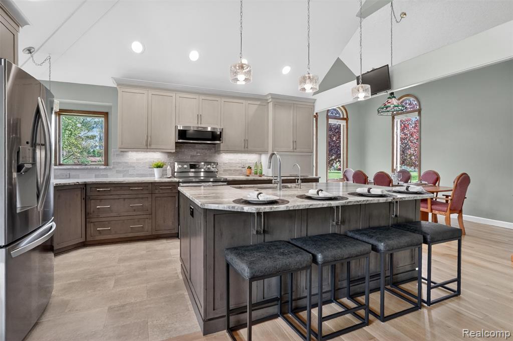 13749 Merrie Meadow Lane, South Lyon, MI 48178 — Photo 11