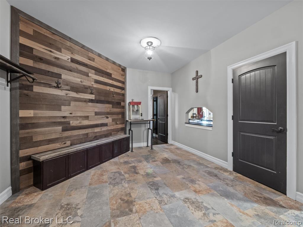 7190 Earhart Road, Ann Arbor, MI 48105 — Photo 24