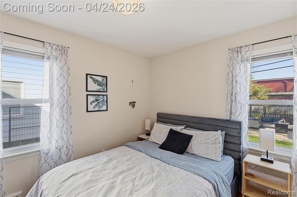 8570 Troy Street, Oak Park, MI 48237 — Photo 16