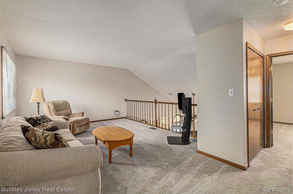1036 PINEWOOD Court, Brighton, MI 48116 — Photo 15