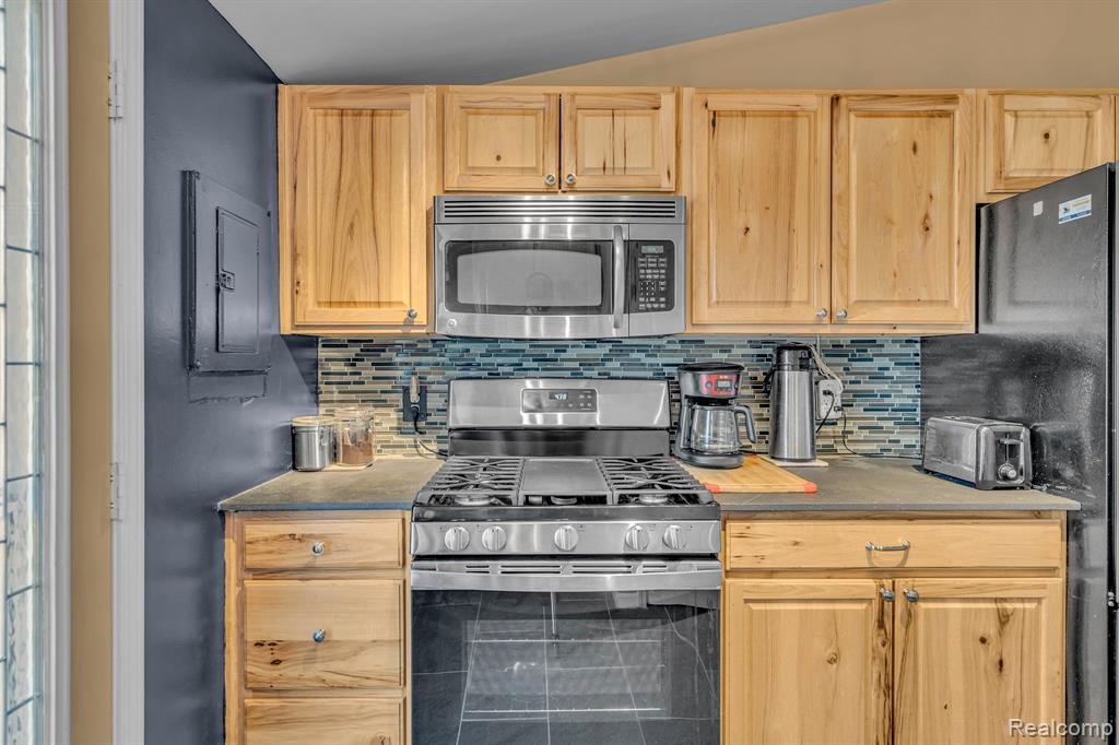 5280 CECELIA ANN Avenue, Clarkston, MI — Photo 11