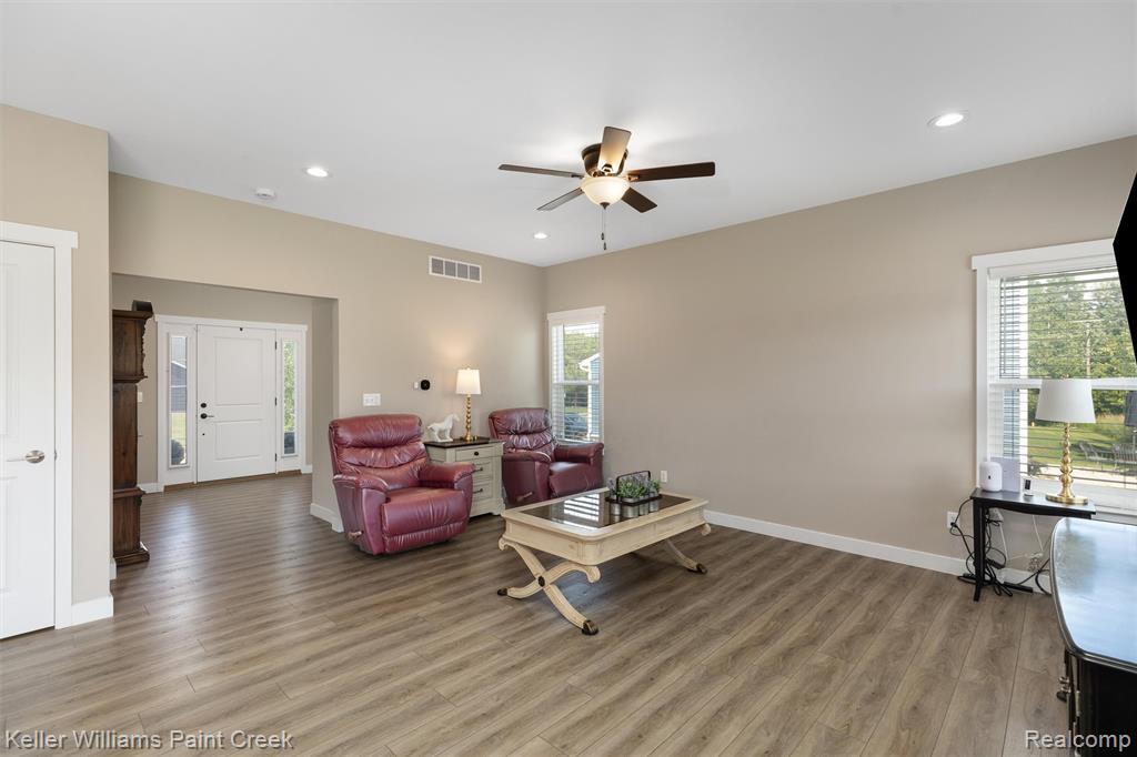 6097 Summerbrooke Circle, Fowlerville, MI 48836 — Photo 6
